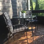 Aaa *
